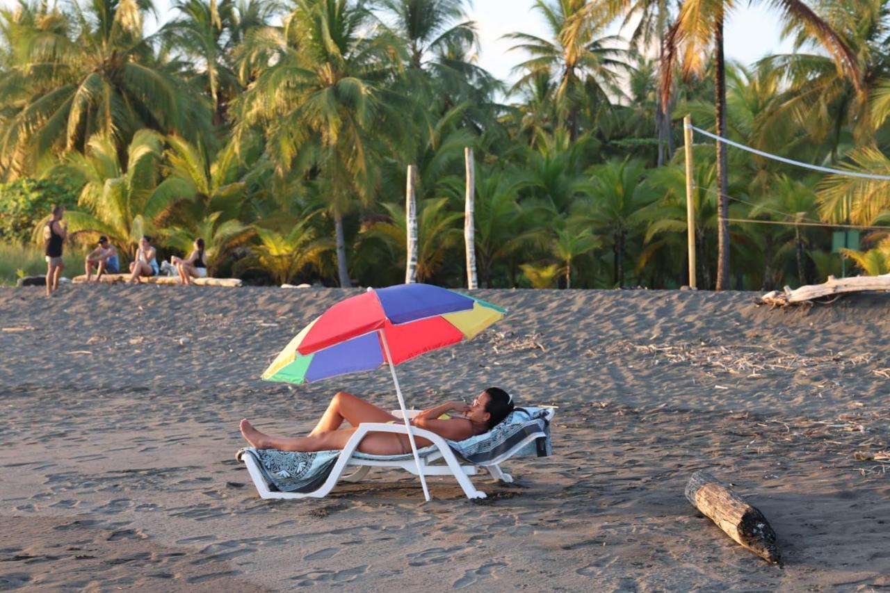 Cocomar Beachfront Hotel Парита Екстериор снимка
